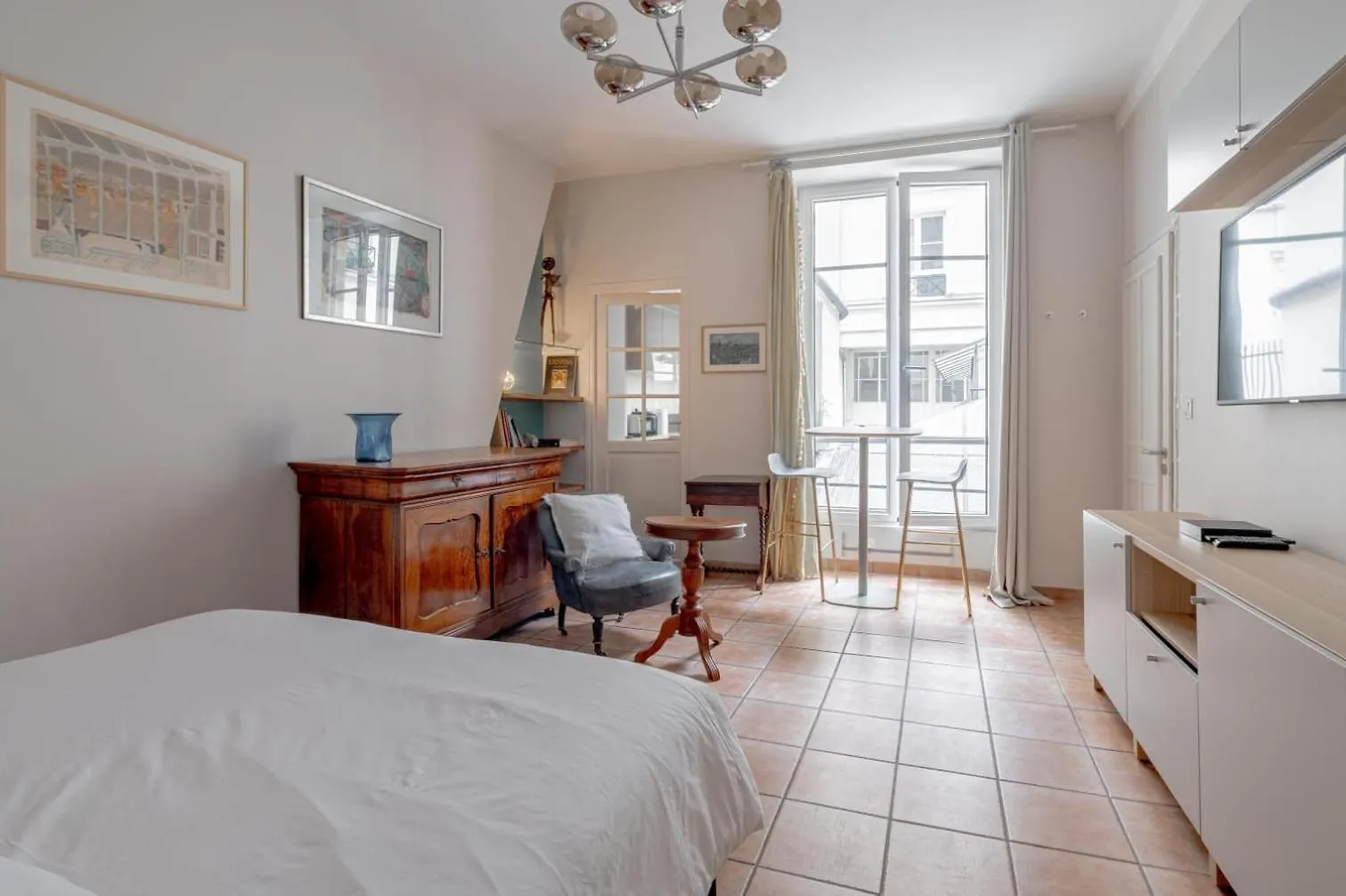 Apartment Serenity By Suitehomeparis